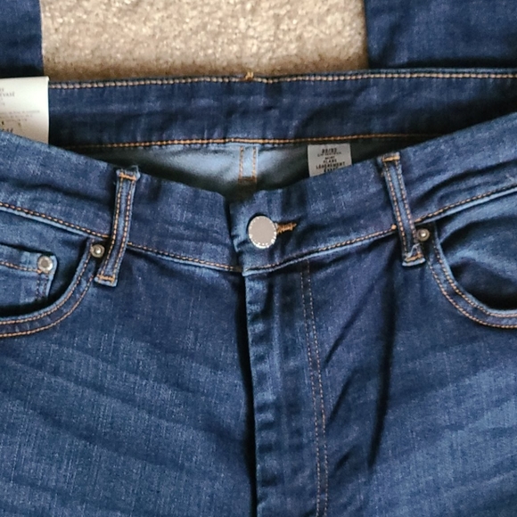 H&M High-Waist Mini Flare Blue Jean - Picture 4 of 8